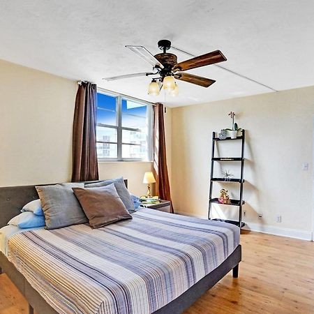 2Bd Condo Christmas Retreat Pool Beachside Hollywood Buitenkant foto