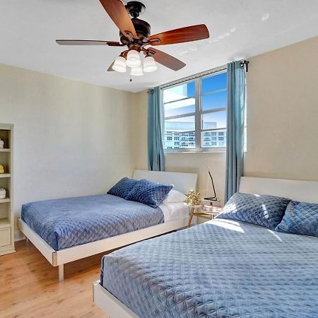 2Bd Condo Christmas Retreat Pool Beachside Hollywood Buitenkant foto