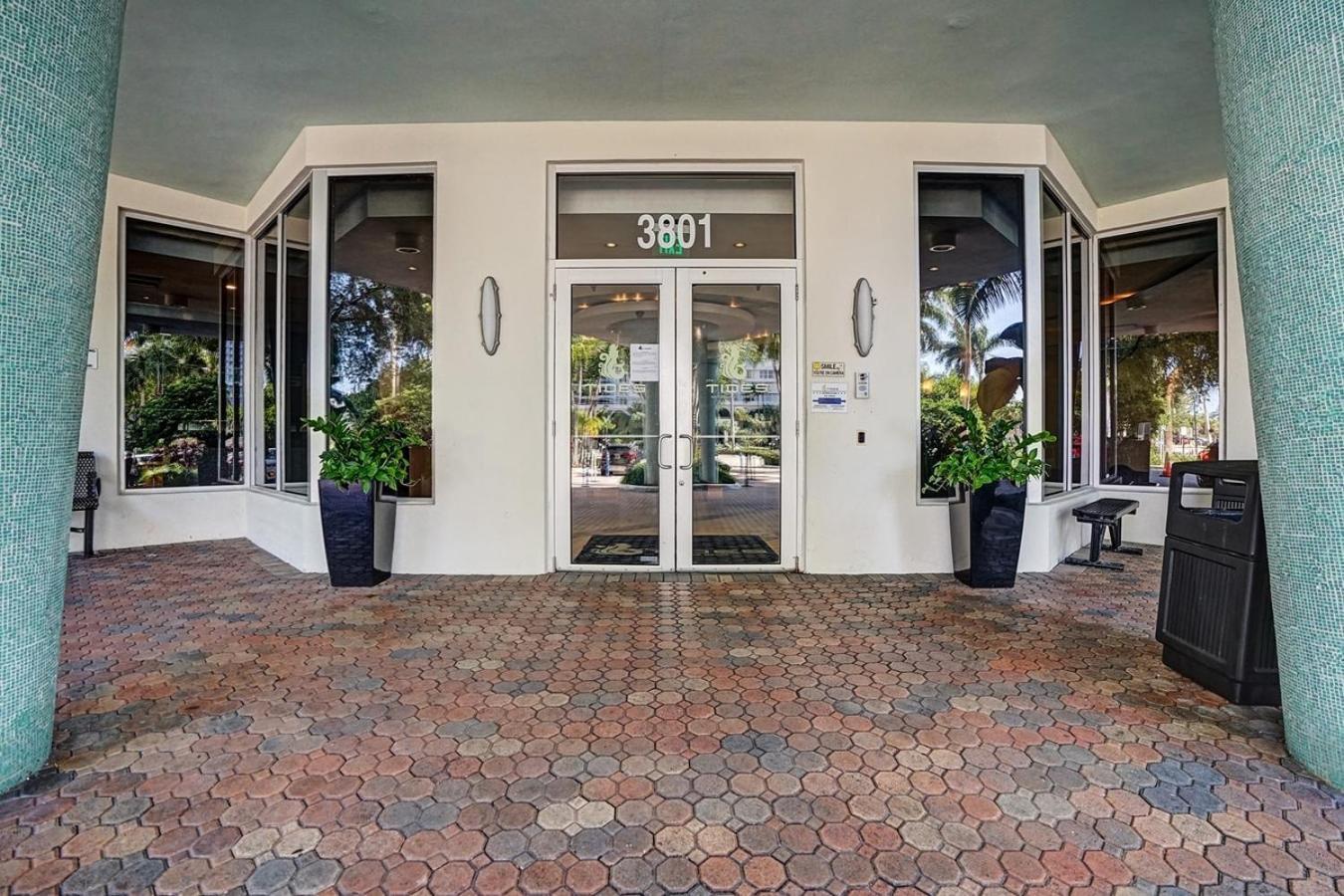 2Bd Condo Christmas Retreat Pool Beachside Hollywood Buitenkant foto