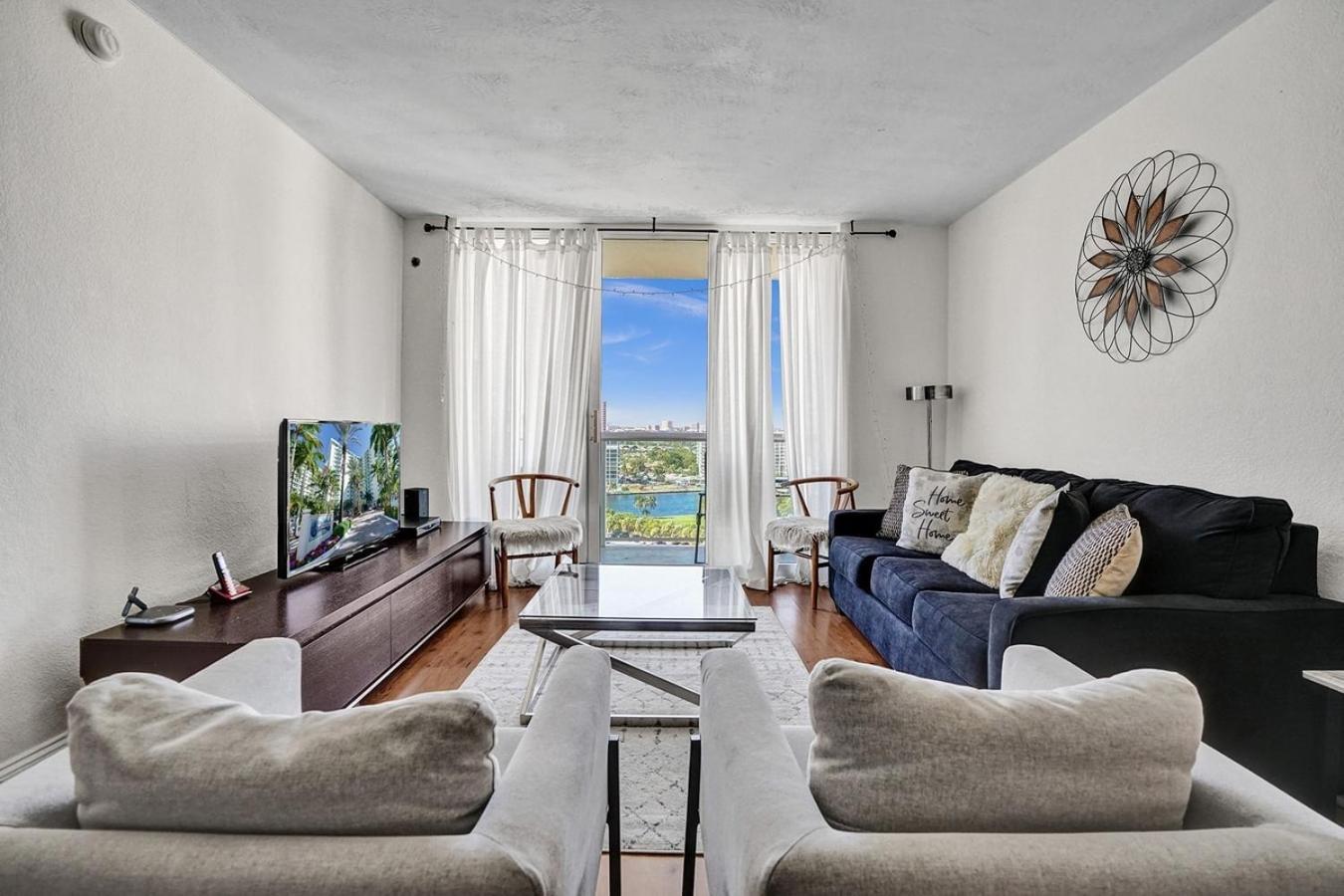 2Bd Condo Christmas Retreat Pool Beachside Hollywood Buitenkant foto