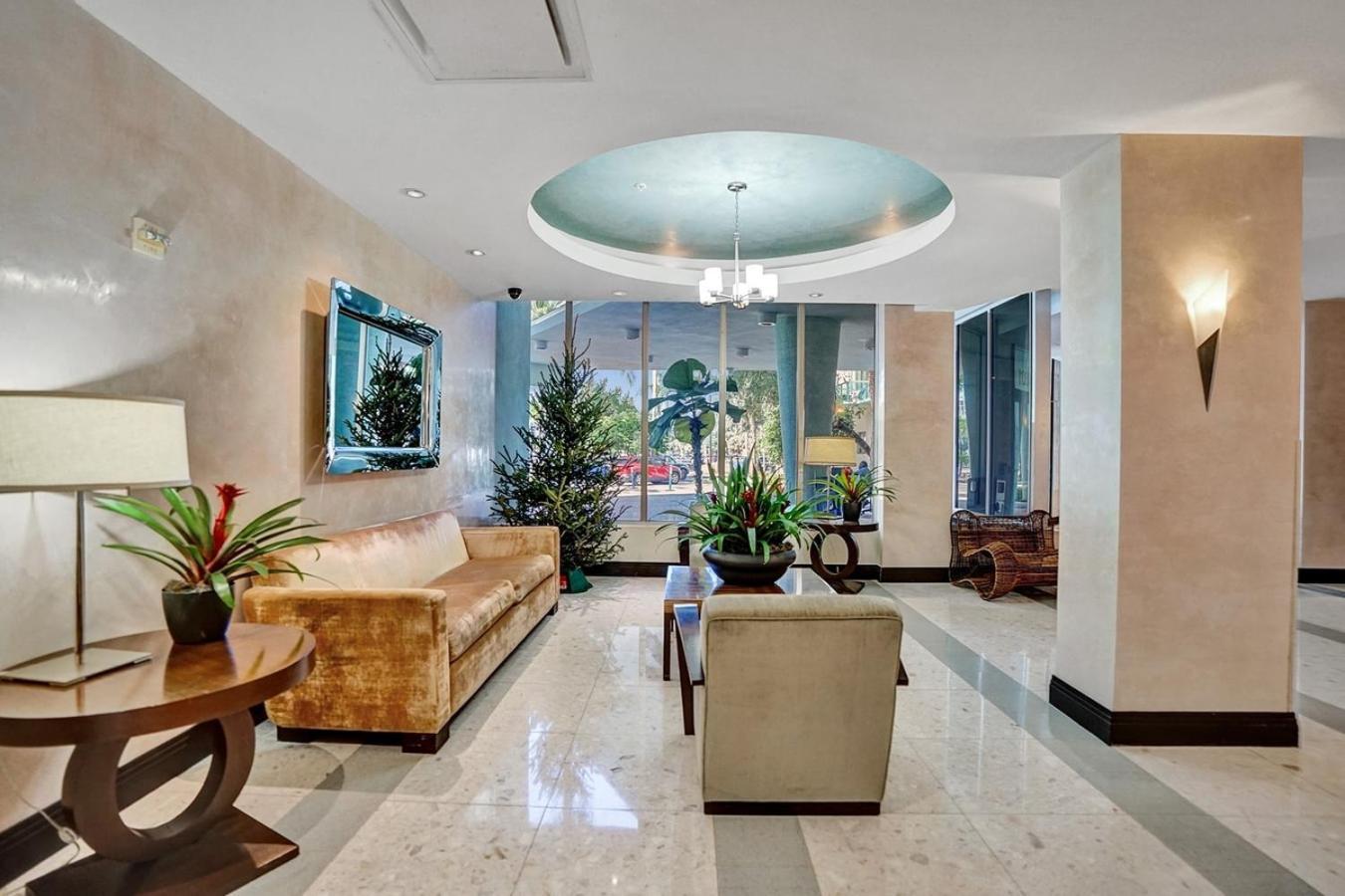 2Bd Condo Christmas Retreat Pool Beachside Hollywood Buitenkant foto