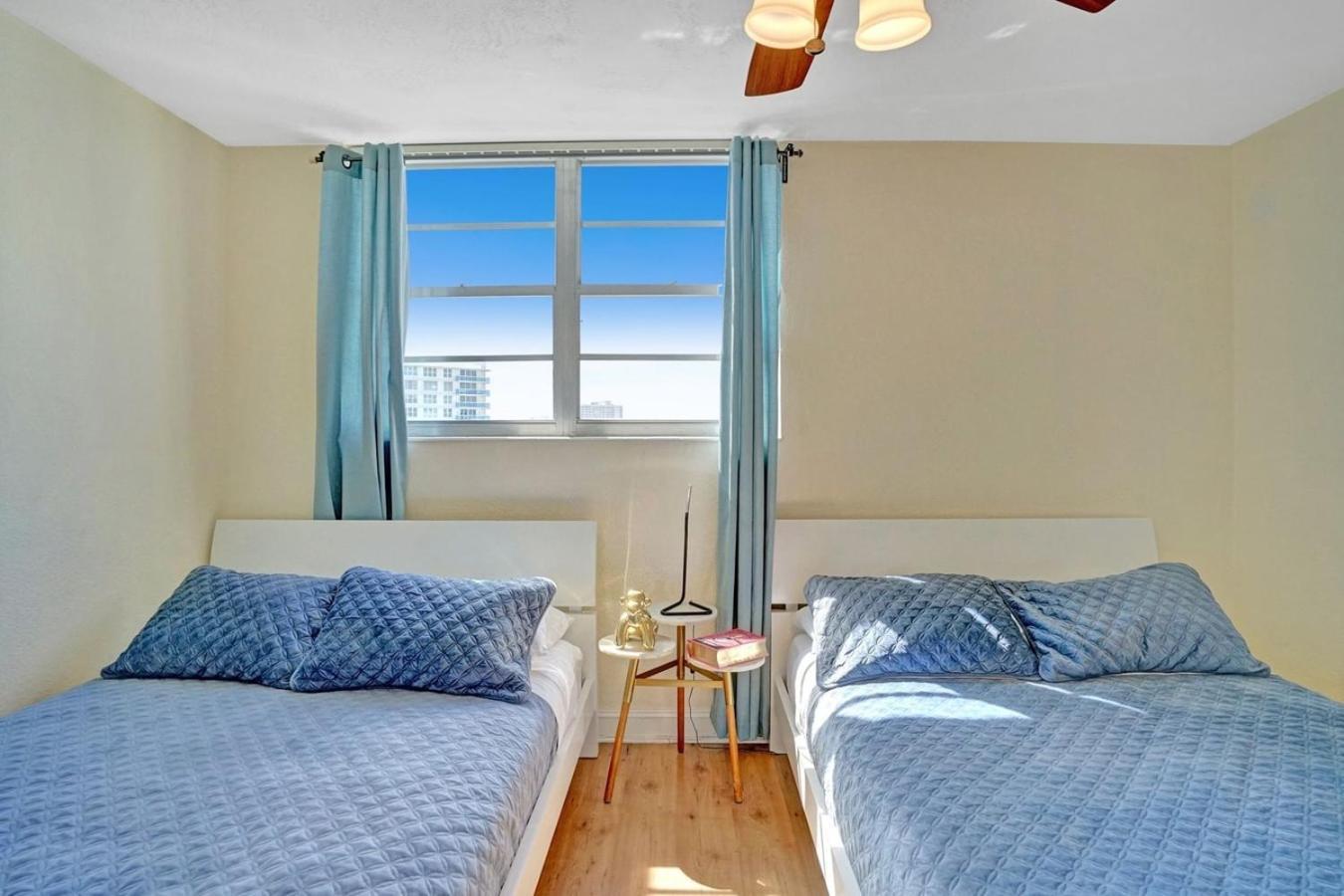 2Bd Condo Christmas Retreat Pool Beachside Hollywood Buitenkant foto